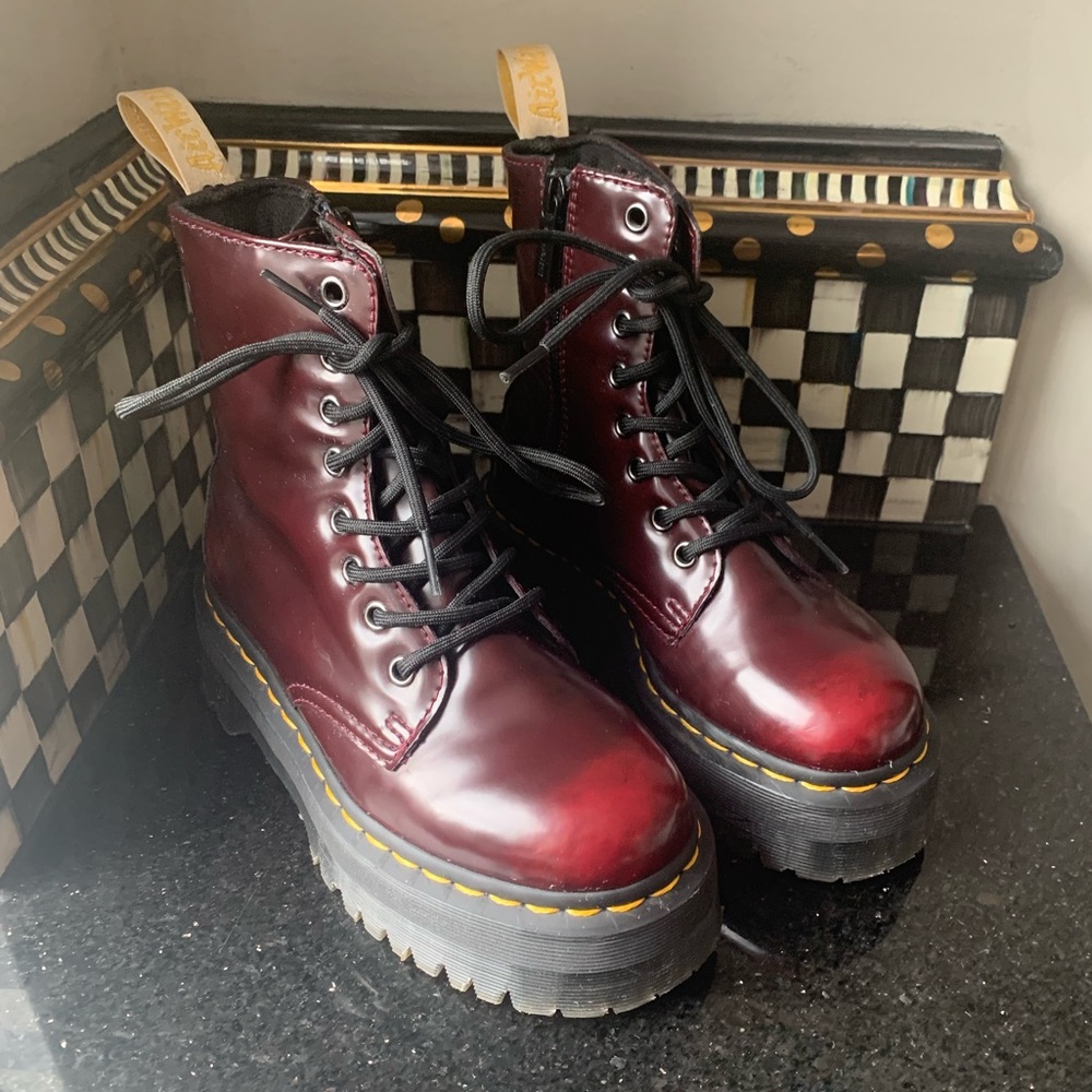 (Deadstock) Dr.Martens Jadon II Cherry Vegan Platform Boot